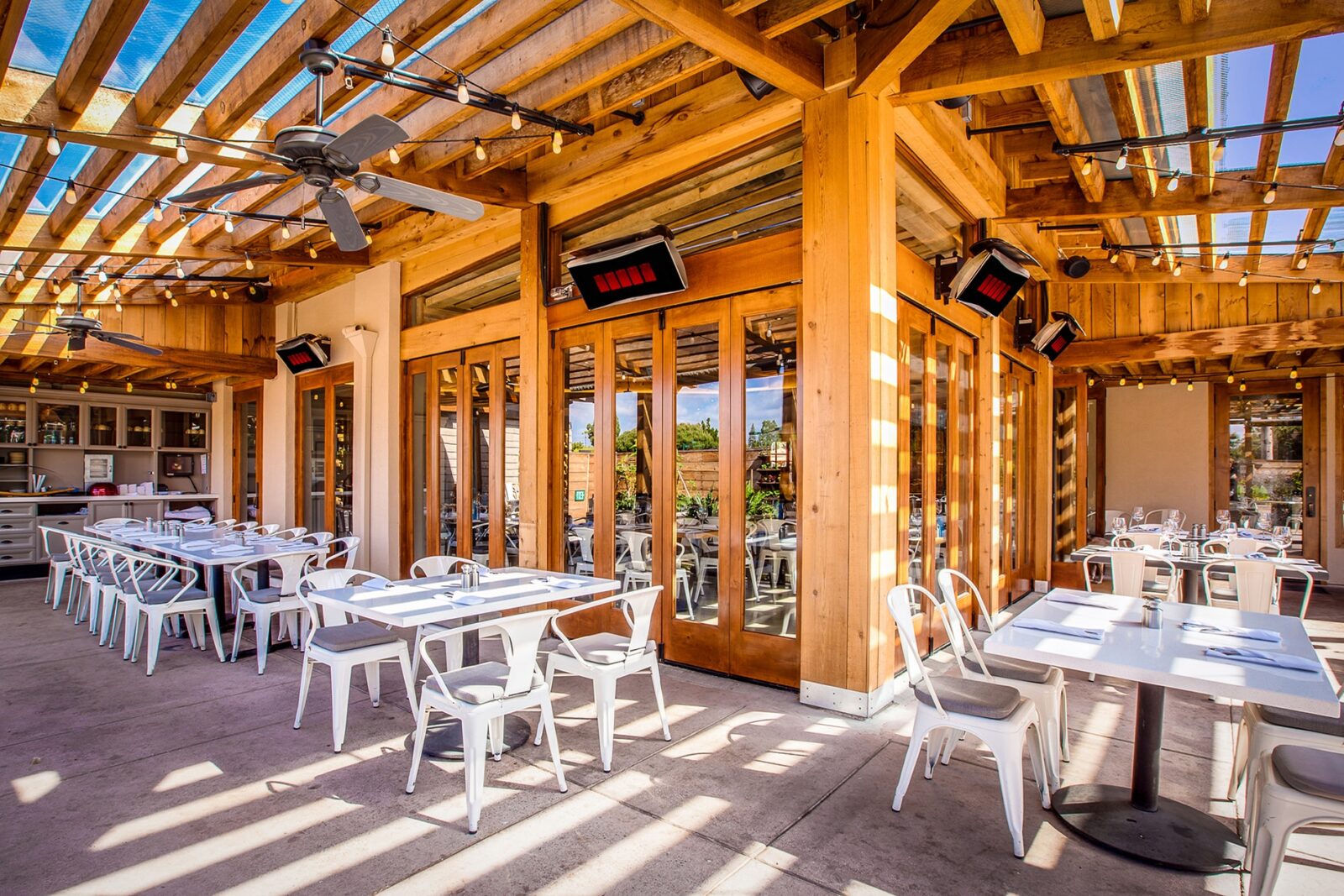 Gasheizungen für den Außenbereich im Restaurant Patio